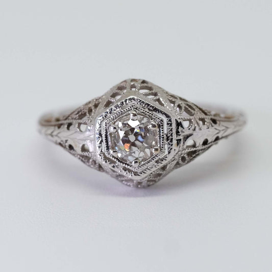Antique 18K Gold Filigree Diamond Ring