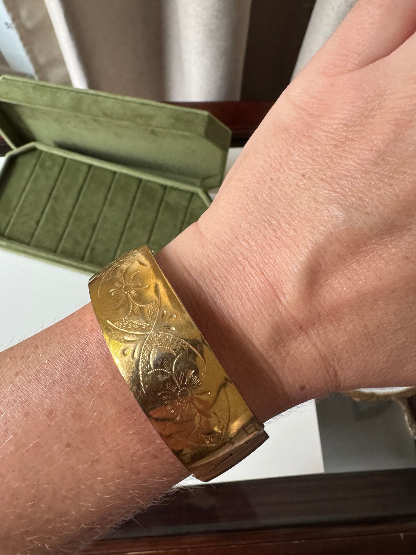Winard Gold Filled Signed Bangle Bracelet