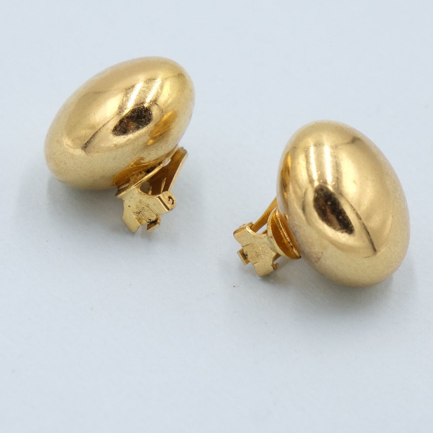 Large Round Christian Dior Germany 1967