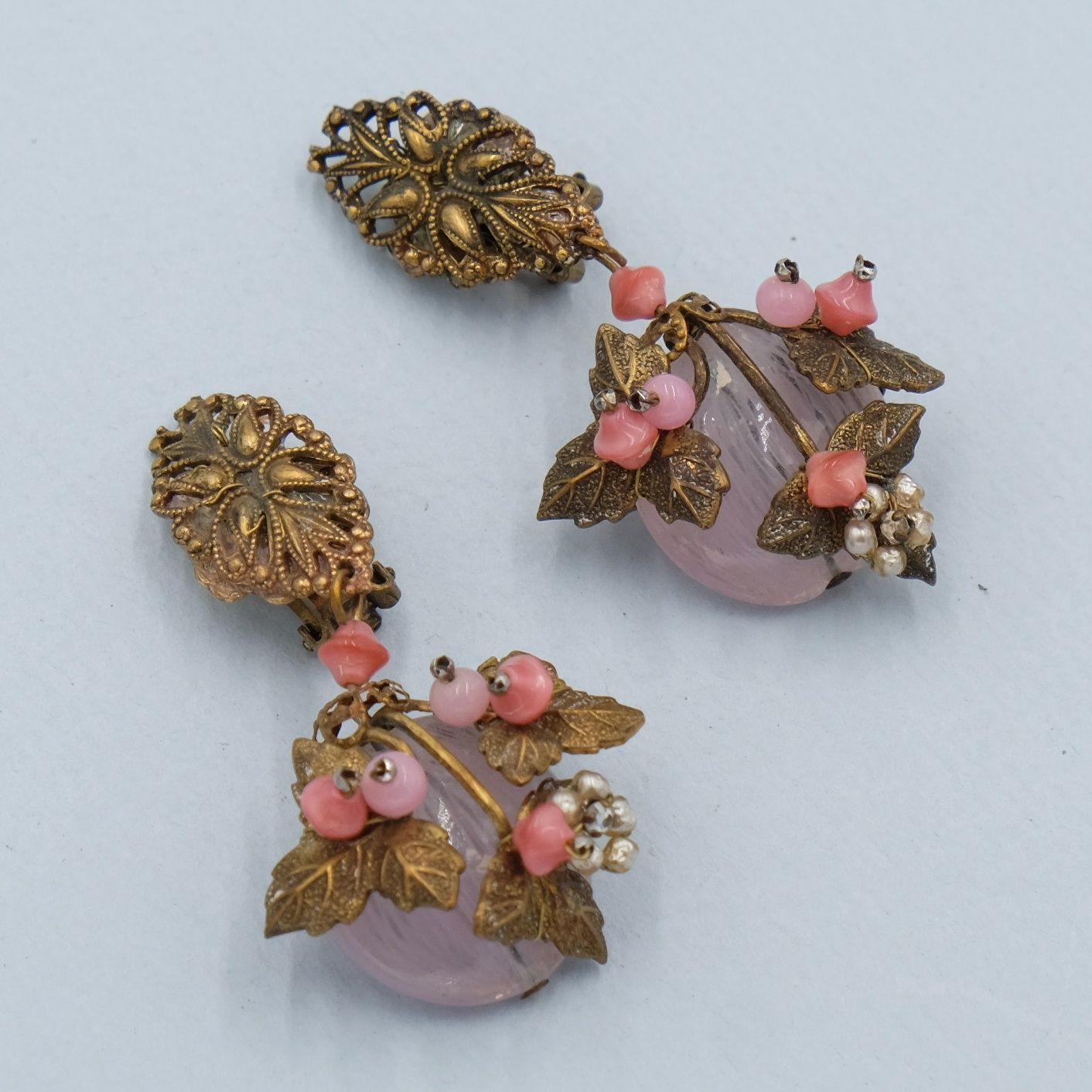 Vintage Pink Glass earrings 1960s