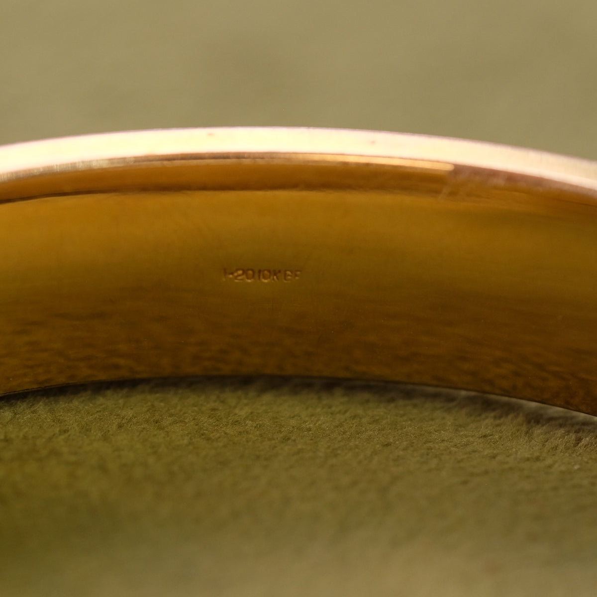 Finberg Manufacturing Co. 1/20 10K Gold Filled Bangle