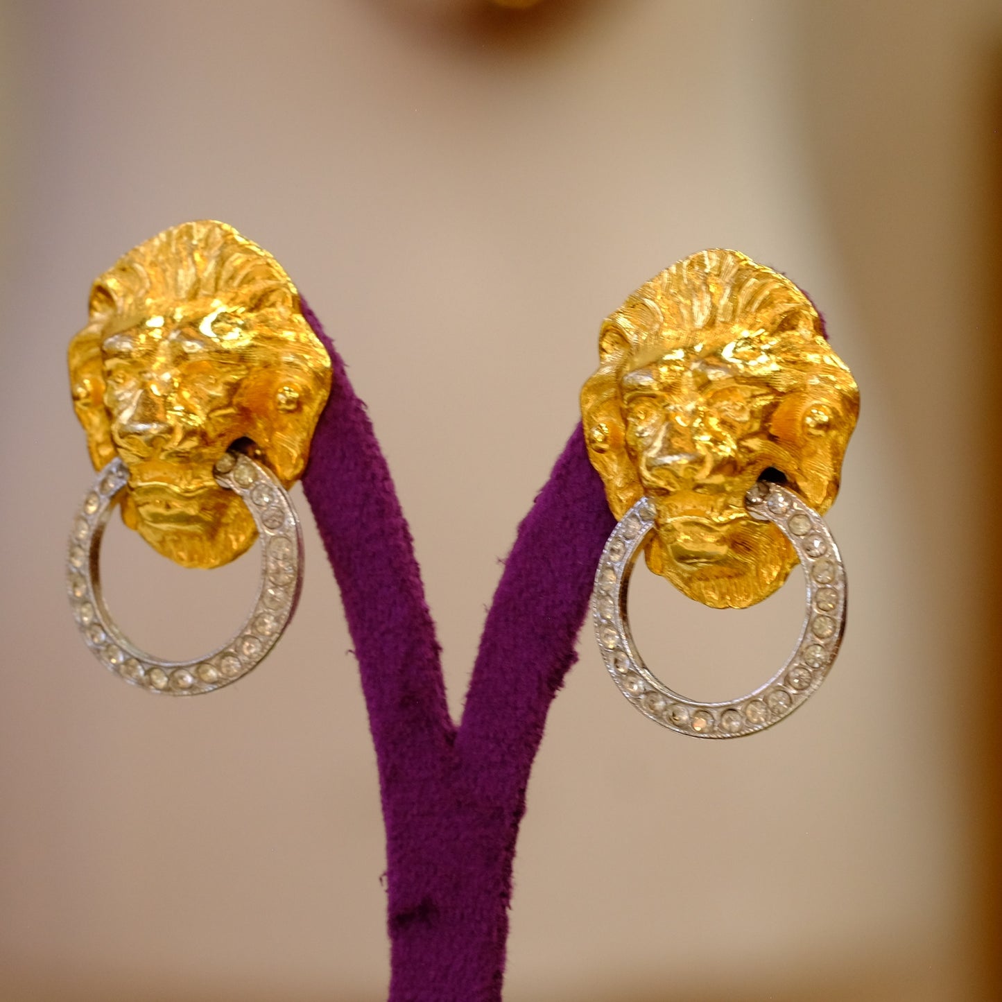 Kenneth Lane Lion with clear Rhinestones Clip on Earrings 1980s