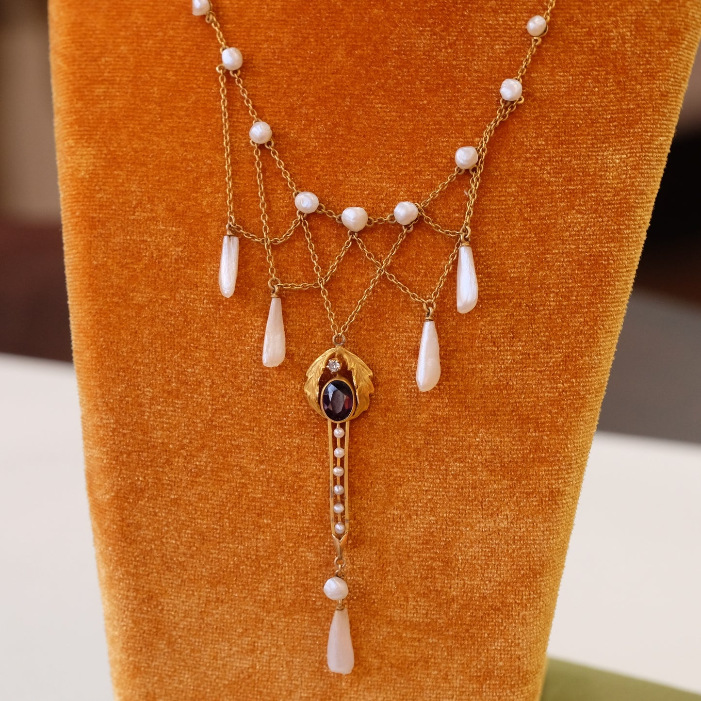 Art Nouveau 14k Gold Amethyst Pearls Necklace