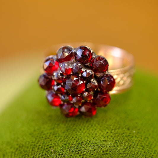 10K Gold Victorian Garnet Cluster Ring