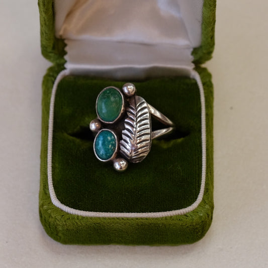 Vintage Native American Green Turquoise Ring