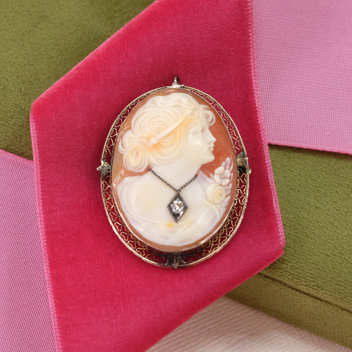 14K Gold Diamond Cameo Pendant Brooch 1910s