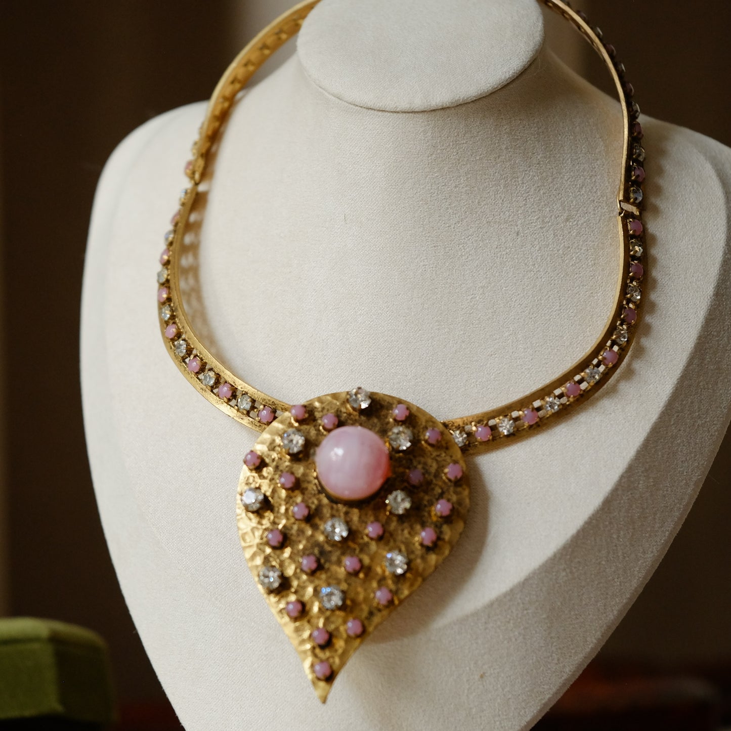 Roger Scemama Collectible Collier 1950s