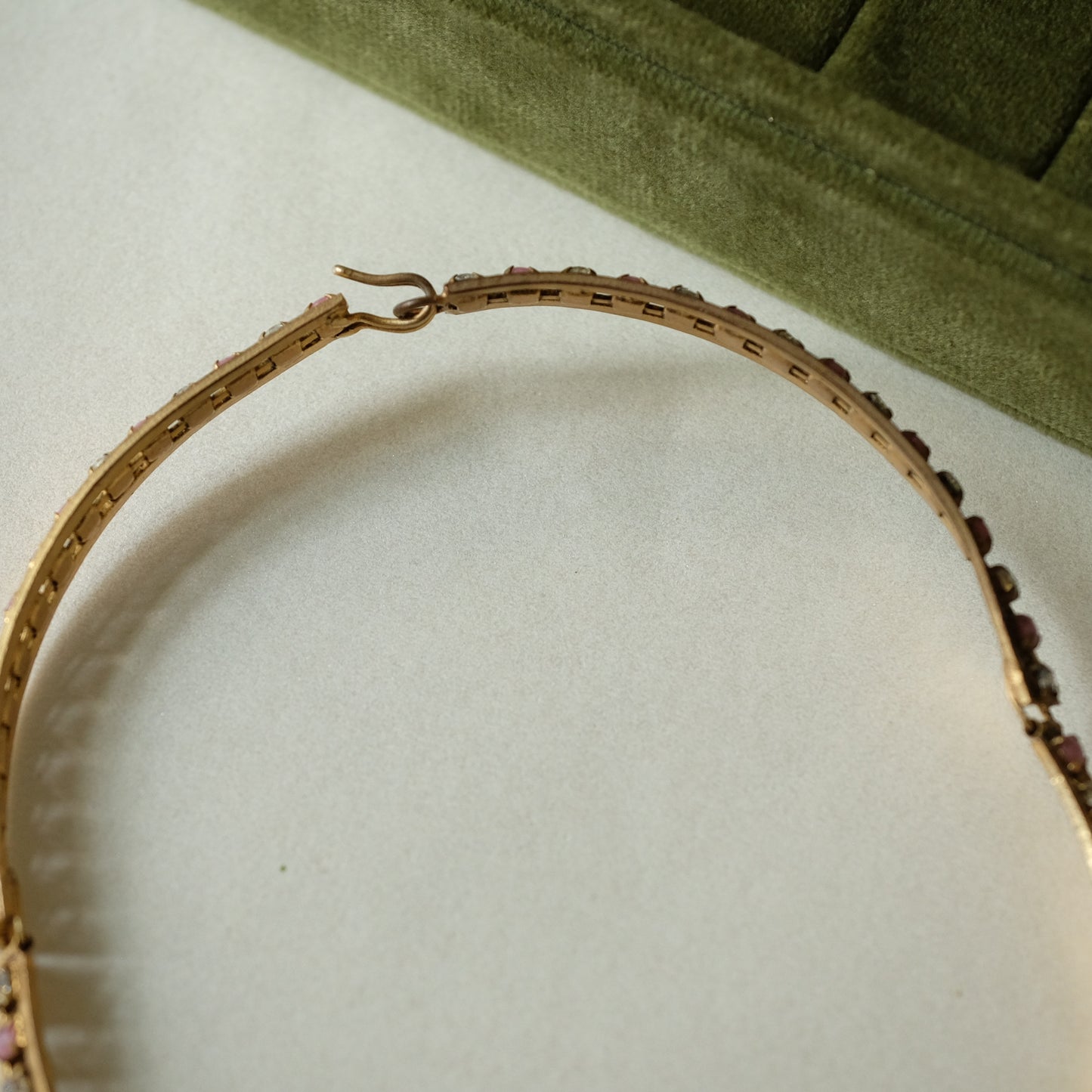 Roger Scemama Collectible Collier 1950s