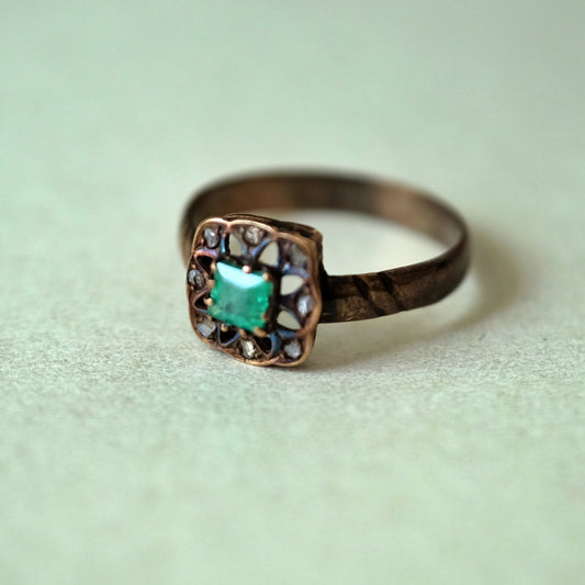 Victorian 10K Gold Natural Emerald and Rose Cut Diamond Ring