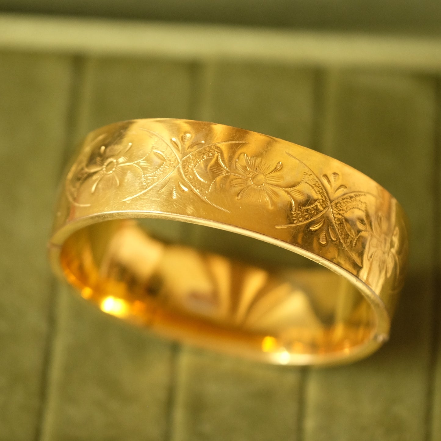 Winard Gold Filled Signed Bangle Bracelet
