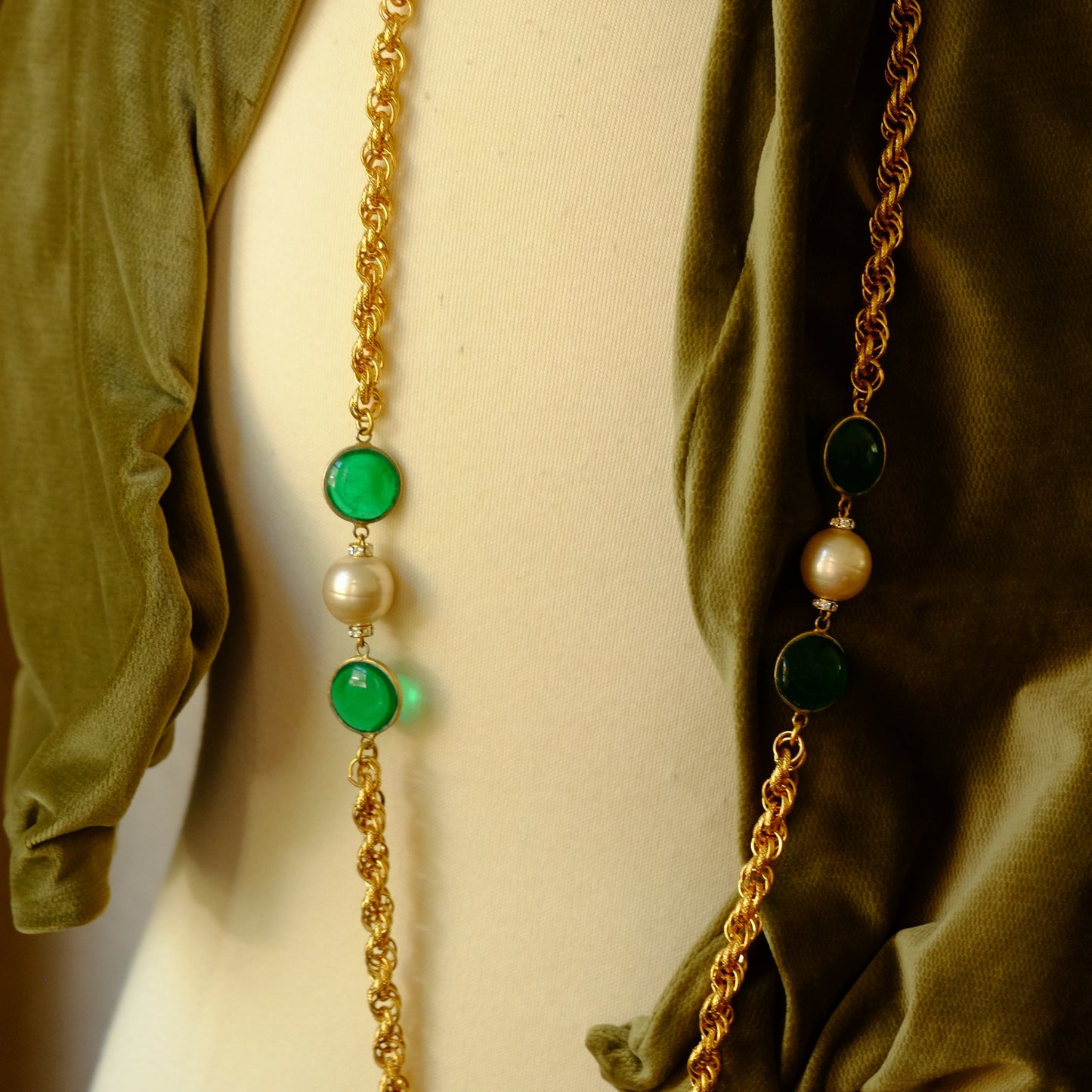 Long Sotuar with Green Glass and Pearl Beads