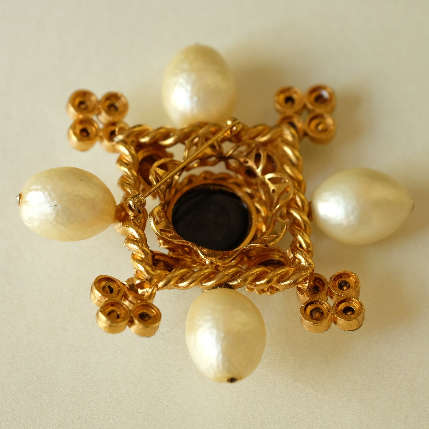 Vintage Large Gripoix Brooch 1980s