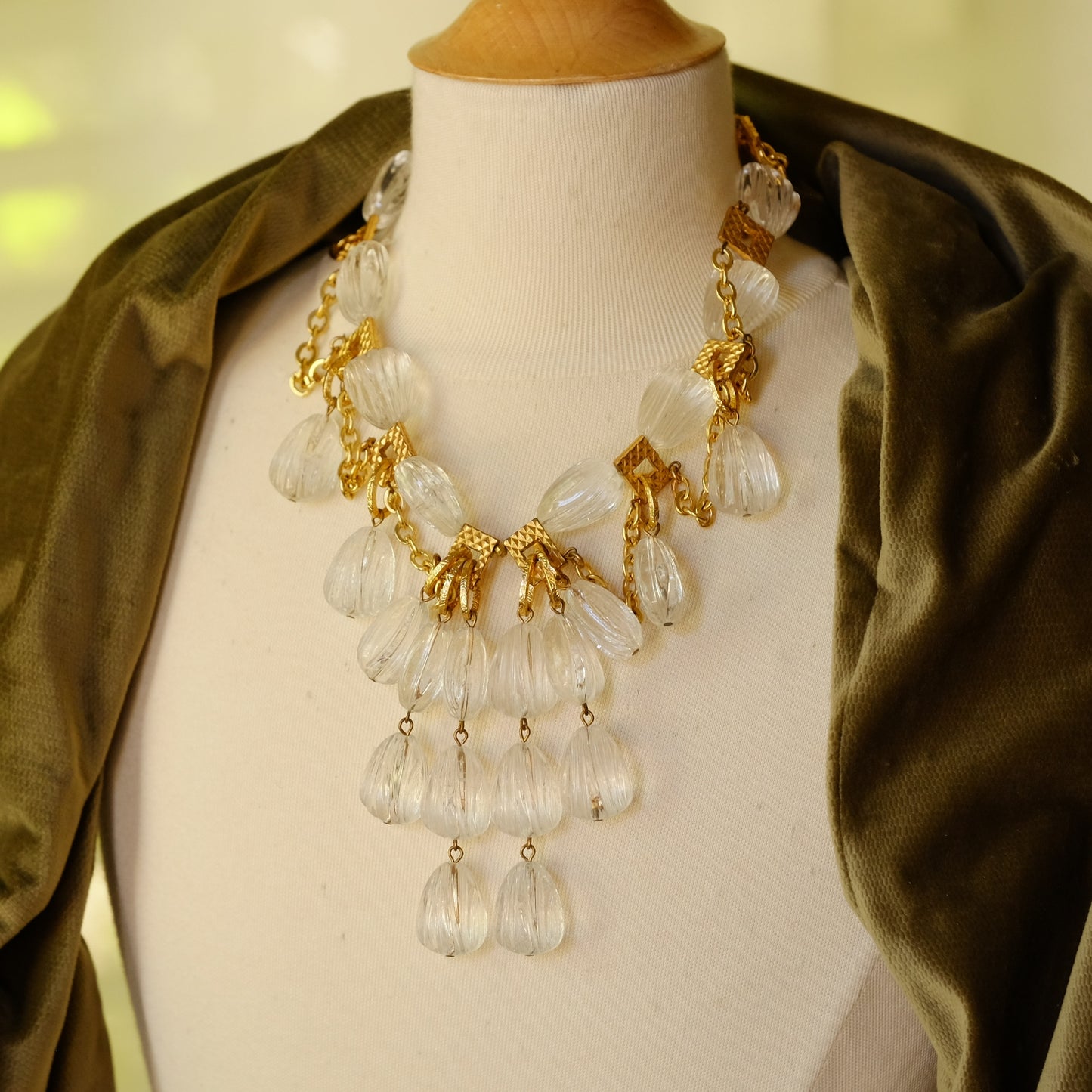 Vintage Lucite MCM Dangle Necklace 1960s