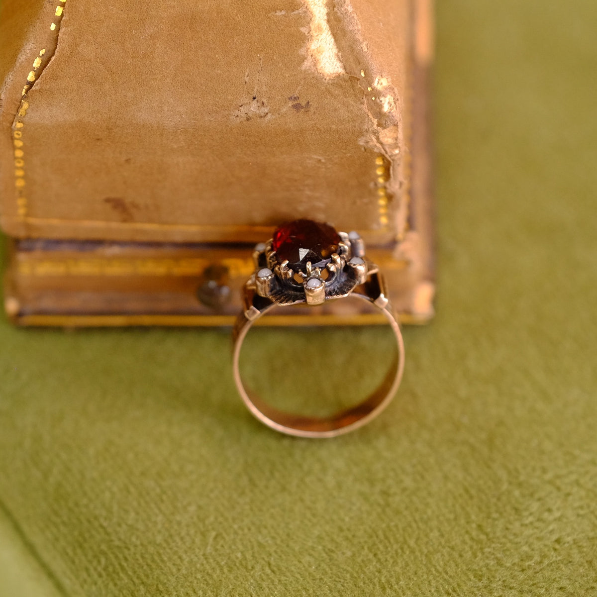 10K Victorian Garnet Seed Pearl Ring