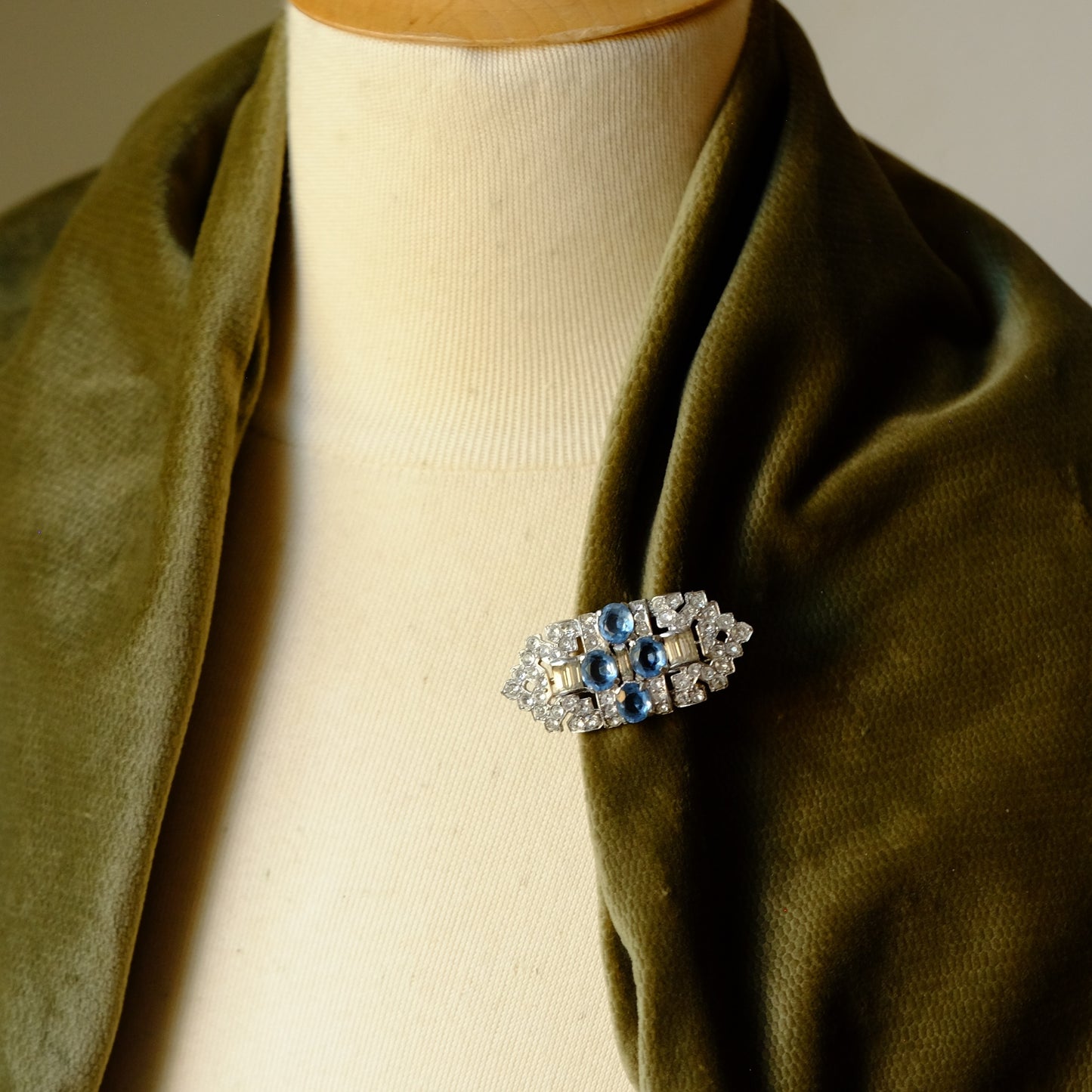 Vintage Trifari Art Deco Aqua Brooch