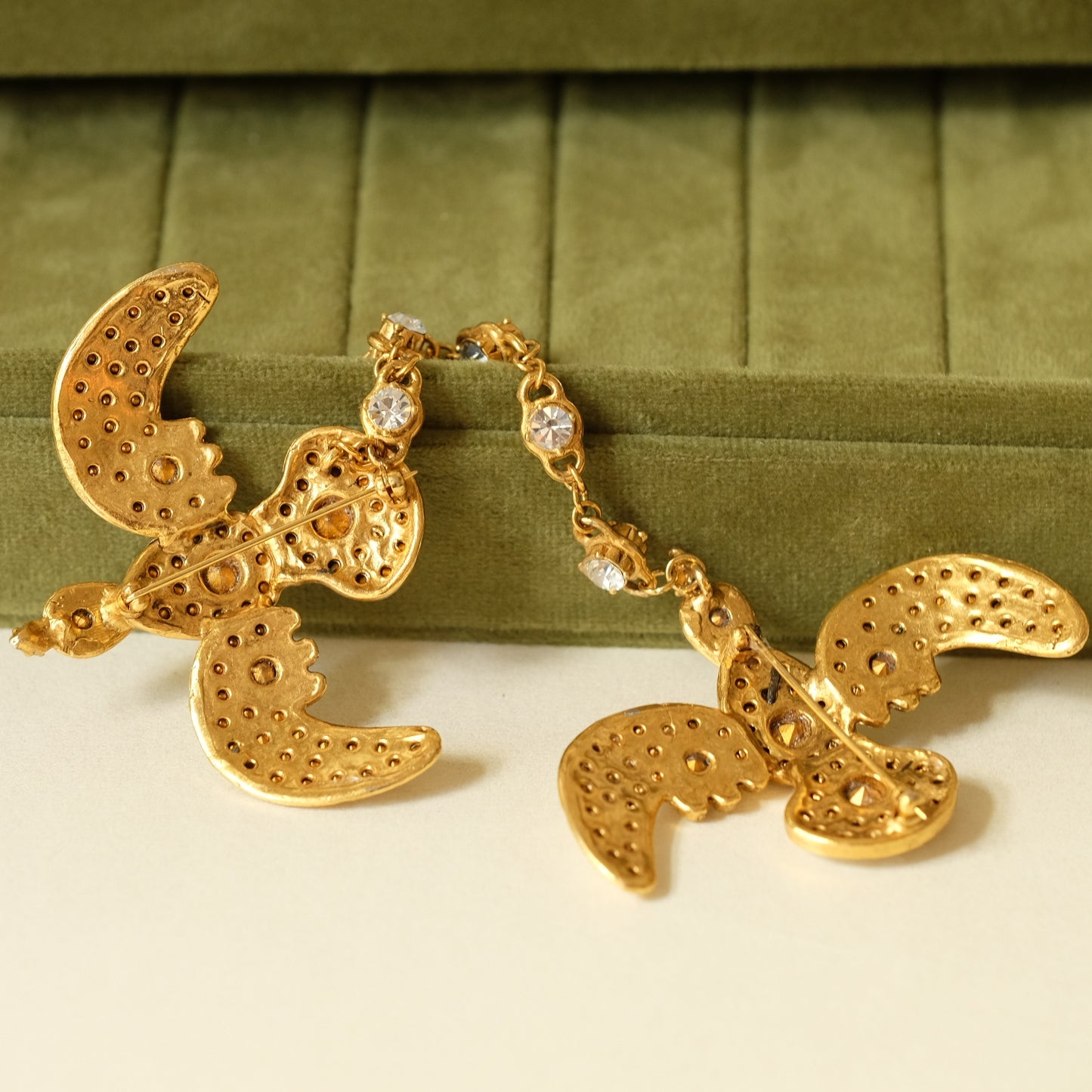 Chatelaine Pair Birds Brooch 1990s