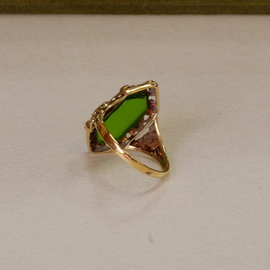 14K Victrorian Chrysophase Ring