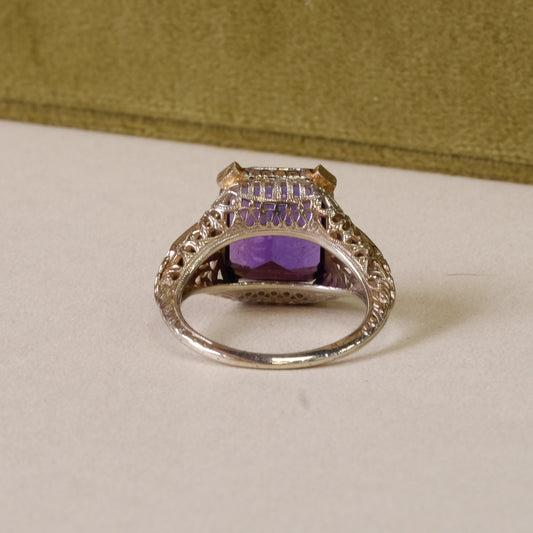 18K White Gold Filigree Amethyst and Diamond Ring