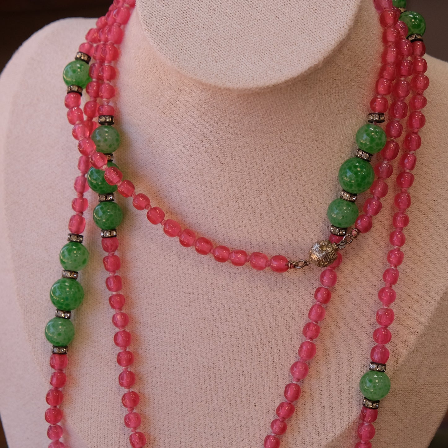 Early Glass Pink Green Necklace 1930s