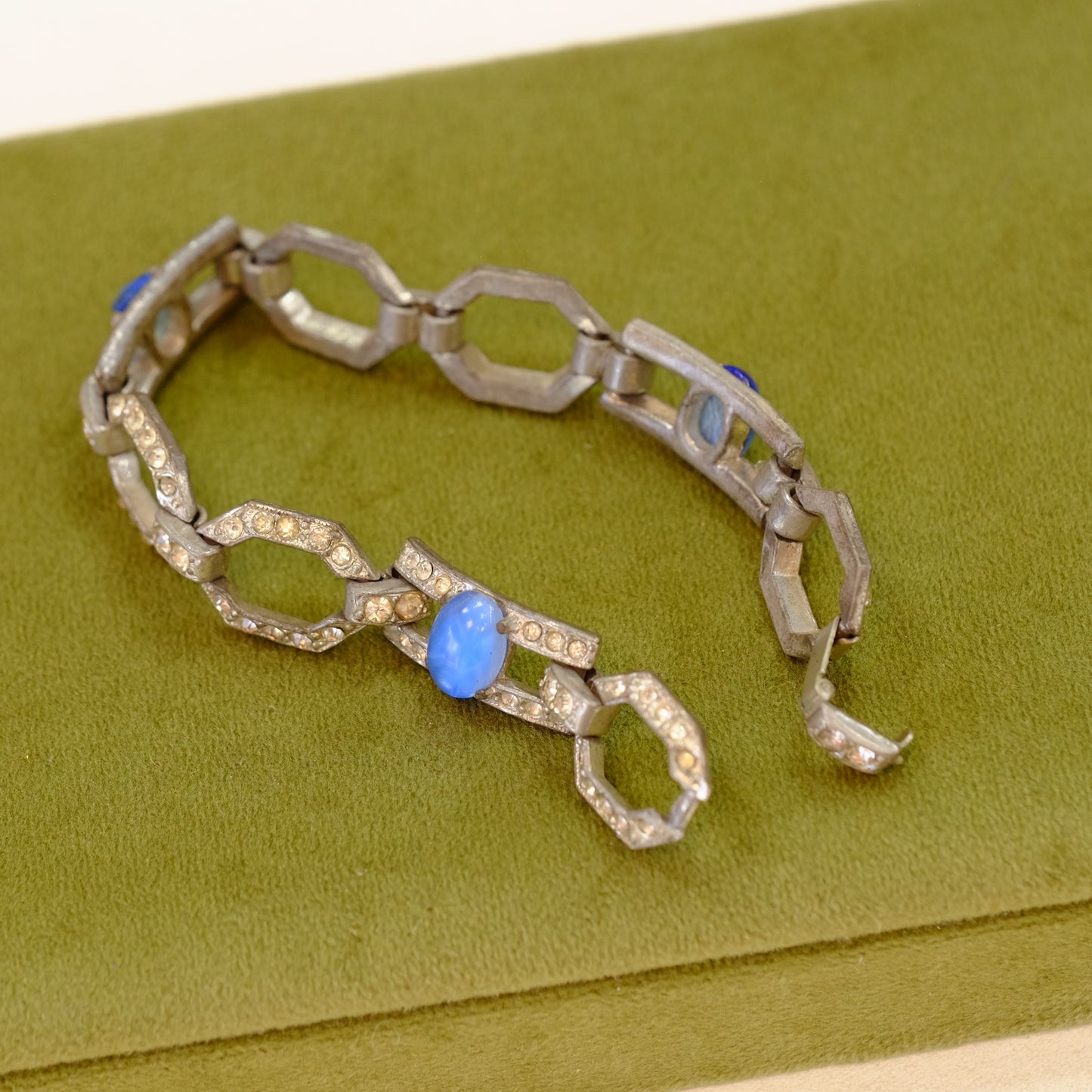 Art Deco Rhinestone Link Bracelet with Blue Star Sapphires 1920s