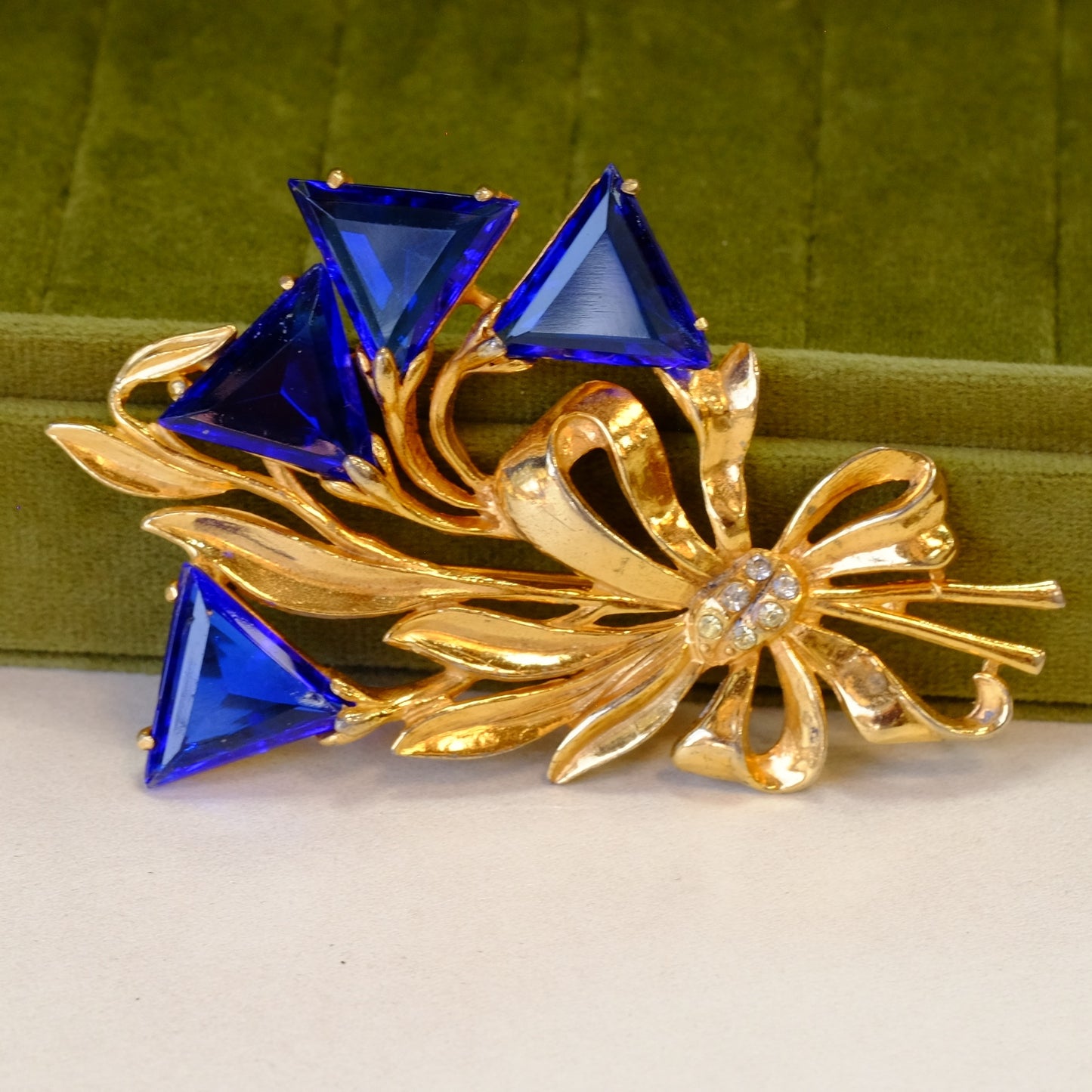 Vintage Reinad Brooch 1940s
