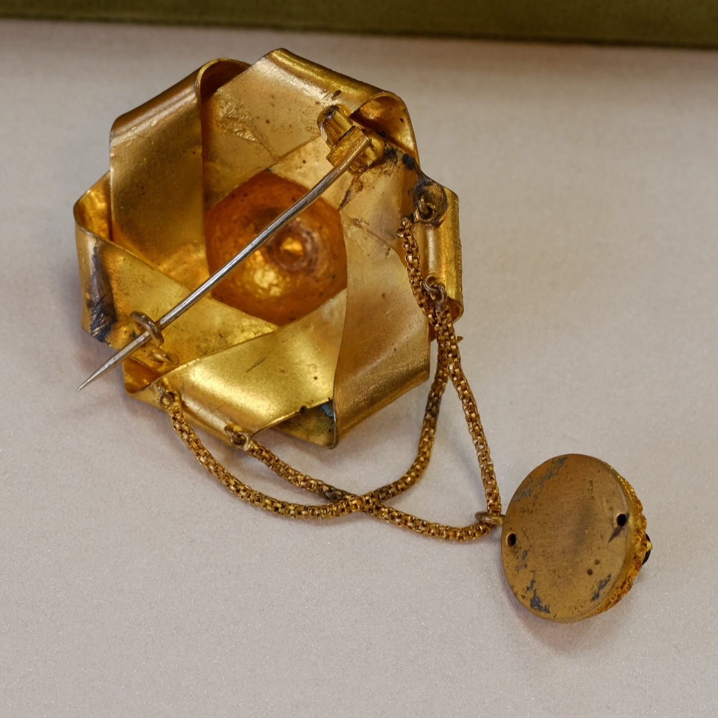 Victorian Gold Tone Brooch with Garnets
