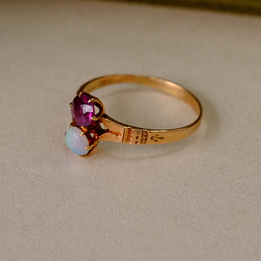 14K Gold Victorian Opal Garnet Ring