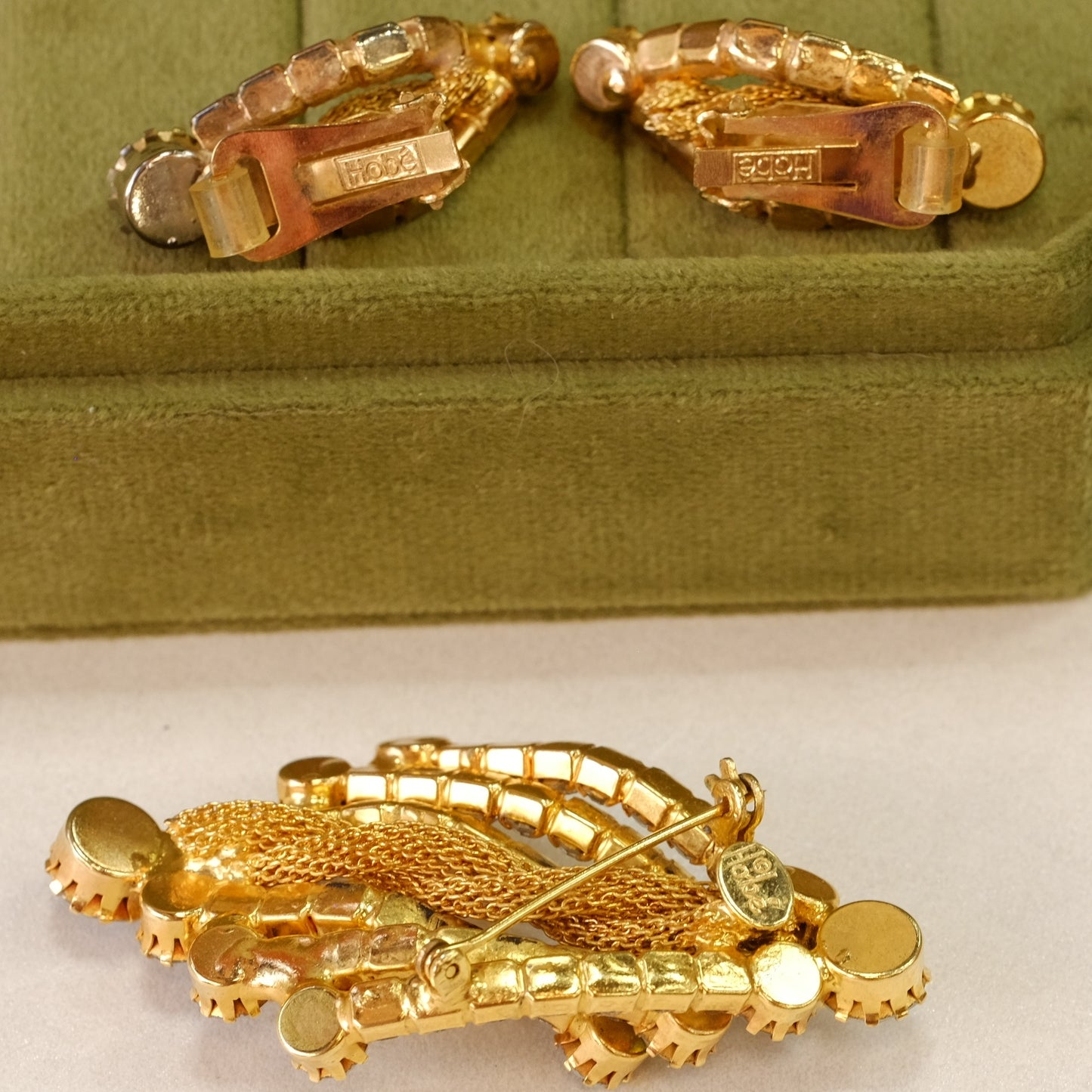 Vintage Hobe Ombre Brooch and Earrings Set 1950s