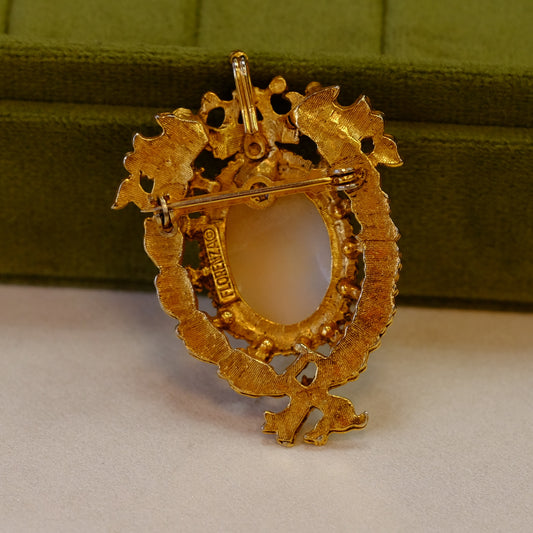 Florenza Revival Cameo Brooch 1970s