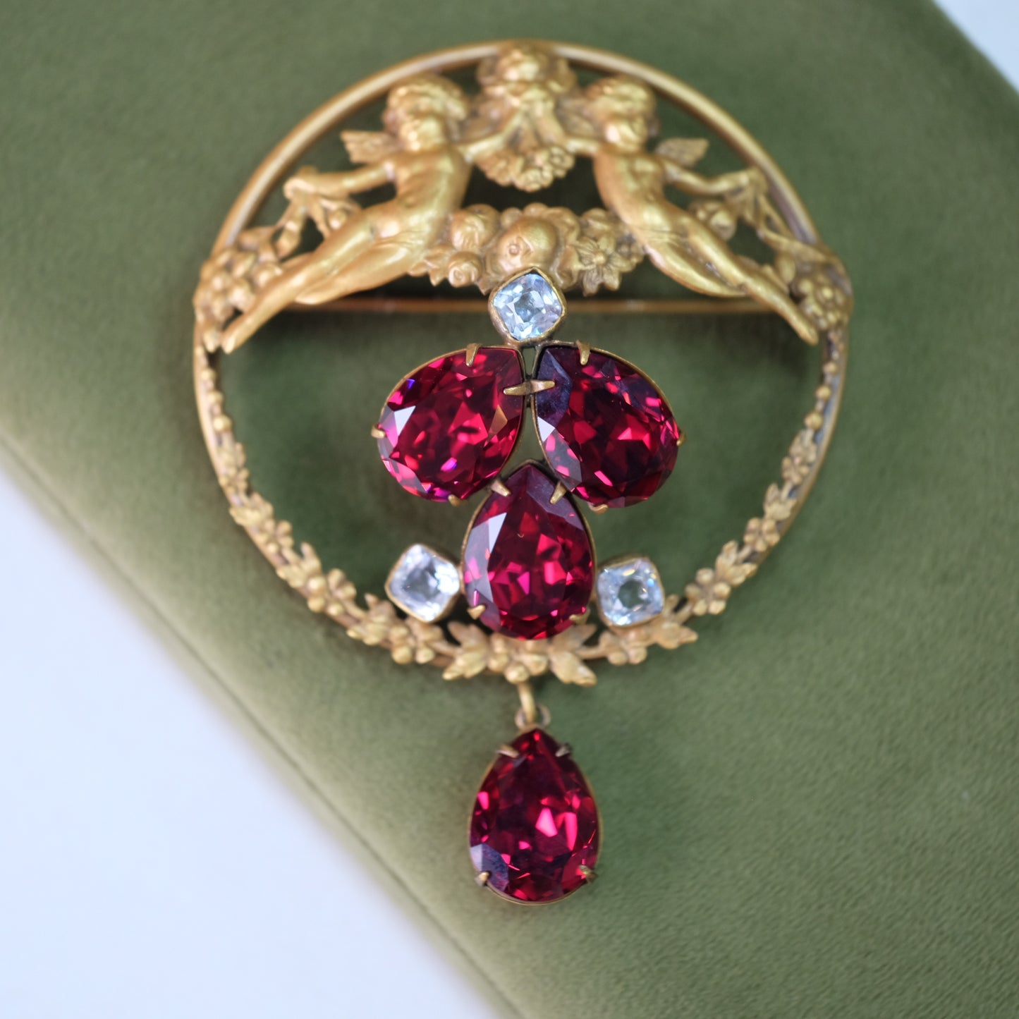 Joseff of Hollywood Statement Brooch 1940s