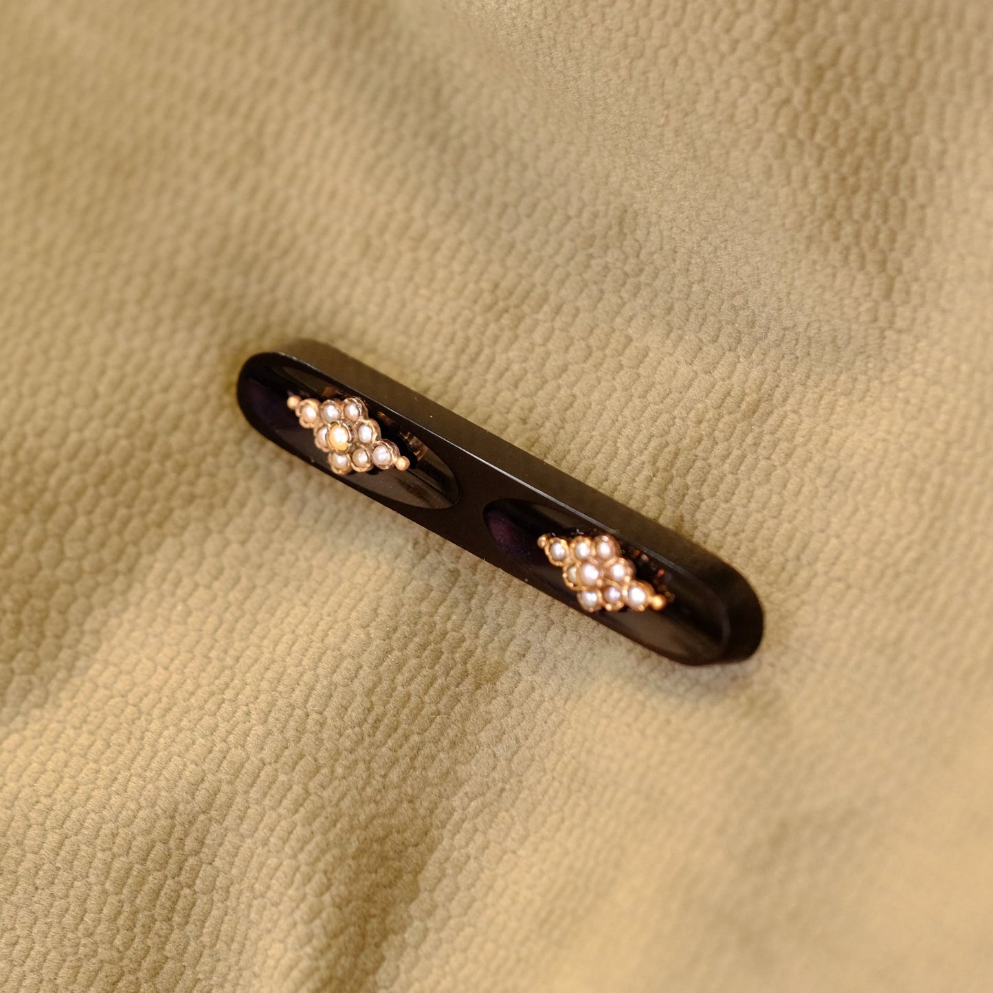Jet Mourning Bar Pin with Seed Pearls