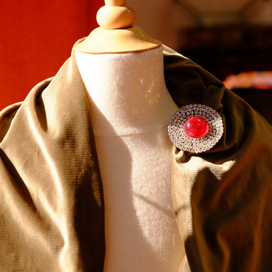 Roger Jean Pierre Round Dress Clip 1950s