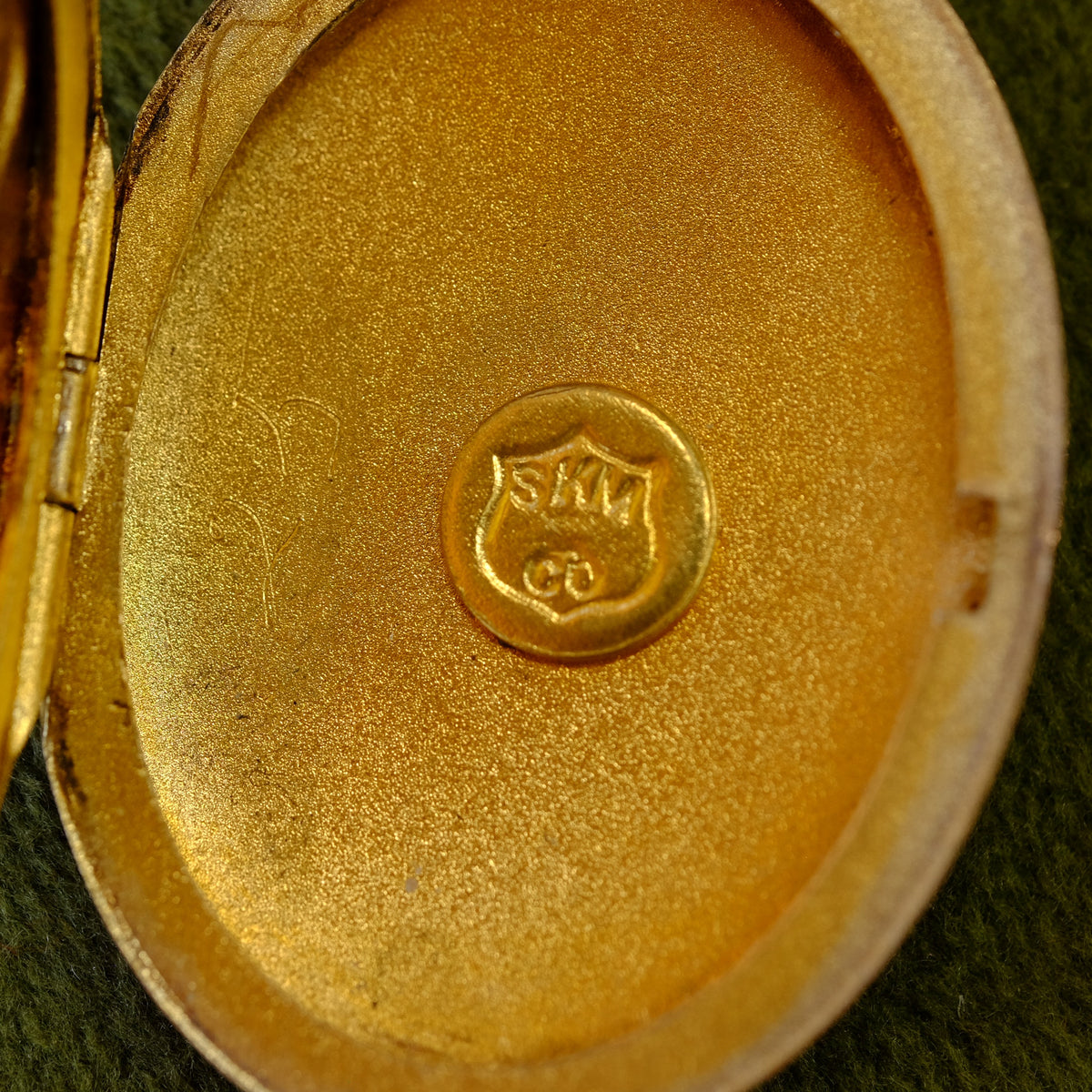 Ornate Oval Gold Filled Locket