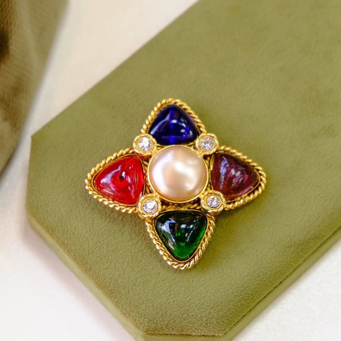 Vintage Chanel Gripoix Brooch with original box 1990s