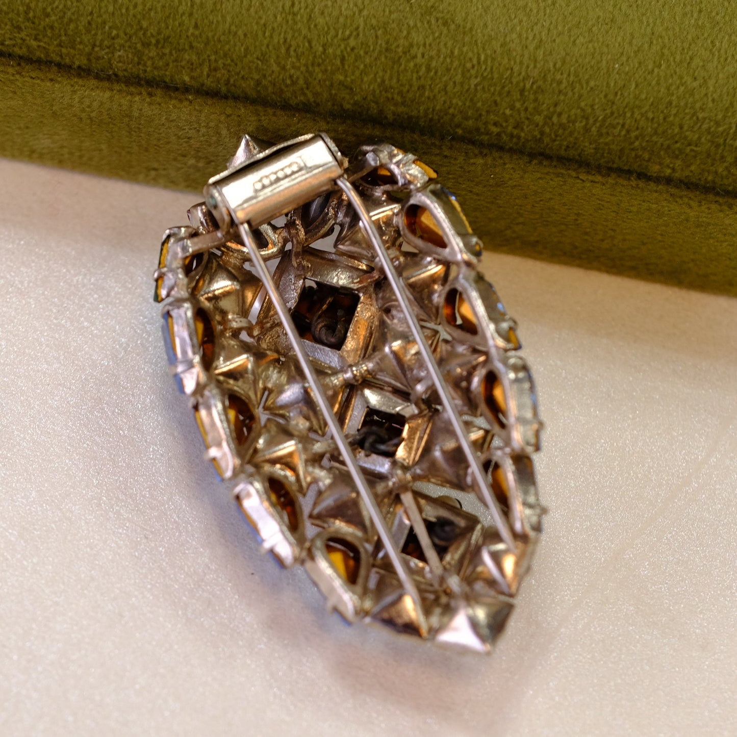 Roger Jean Pierre Jewel Tone Dress Clip 1950s