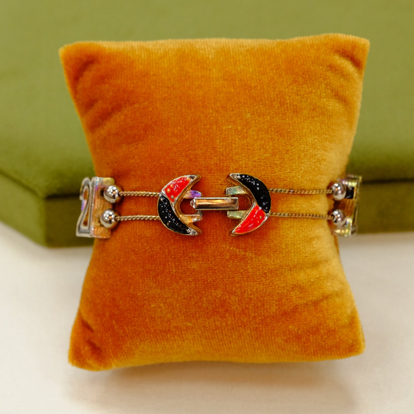 Vintage Slider Las Vegas Bracelet 1970s