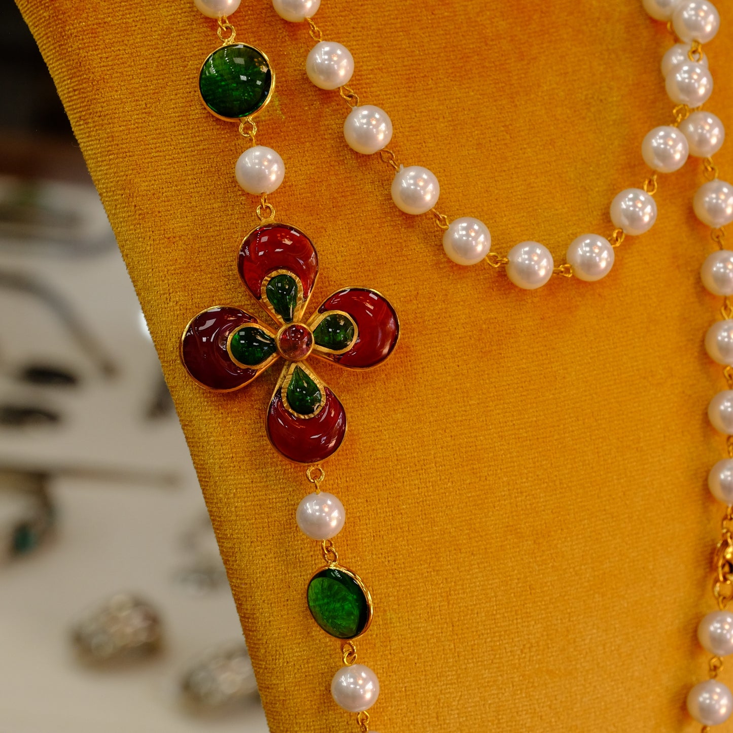 Francoise Montague Paris Glass Sotuar Necklace