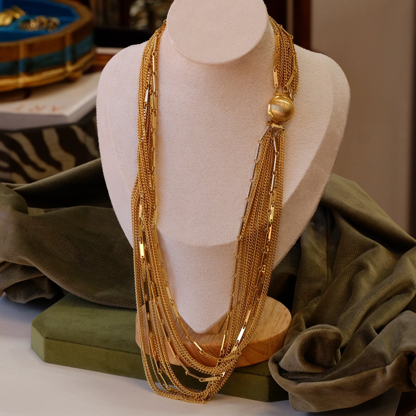 Vintage Multi row Chain necklace 1970s