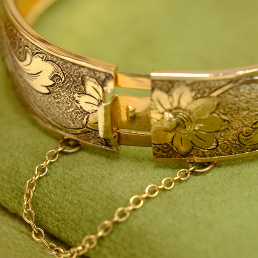 Vintage Revival Gold tone Bracelet Bangle 1970s