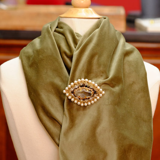 Large Schreiner Crystal Brooch 1960s