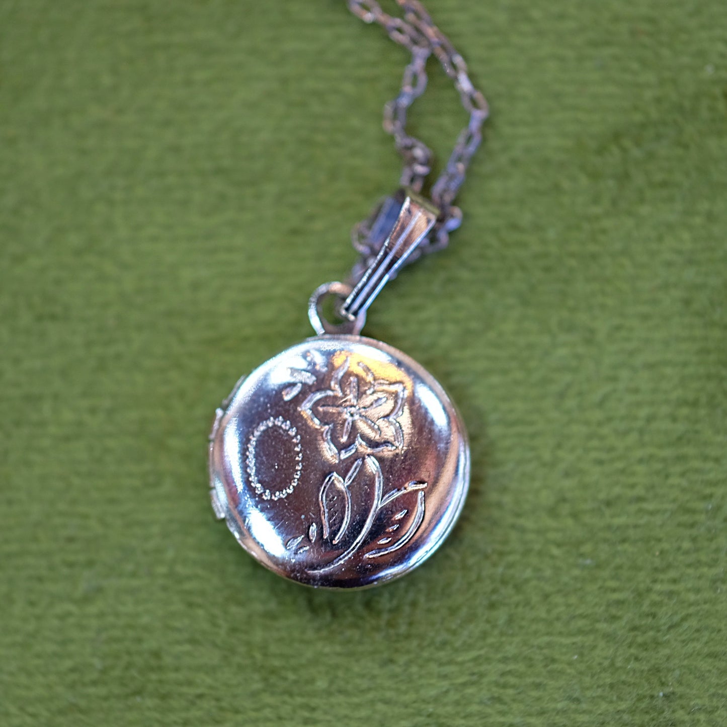 Small Silver Circle Locket