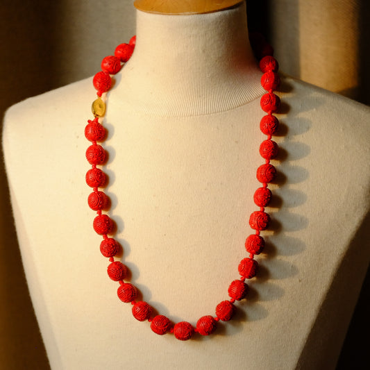Vintage Cinnabar Carved Beads Necklace 1920s