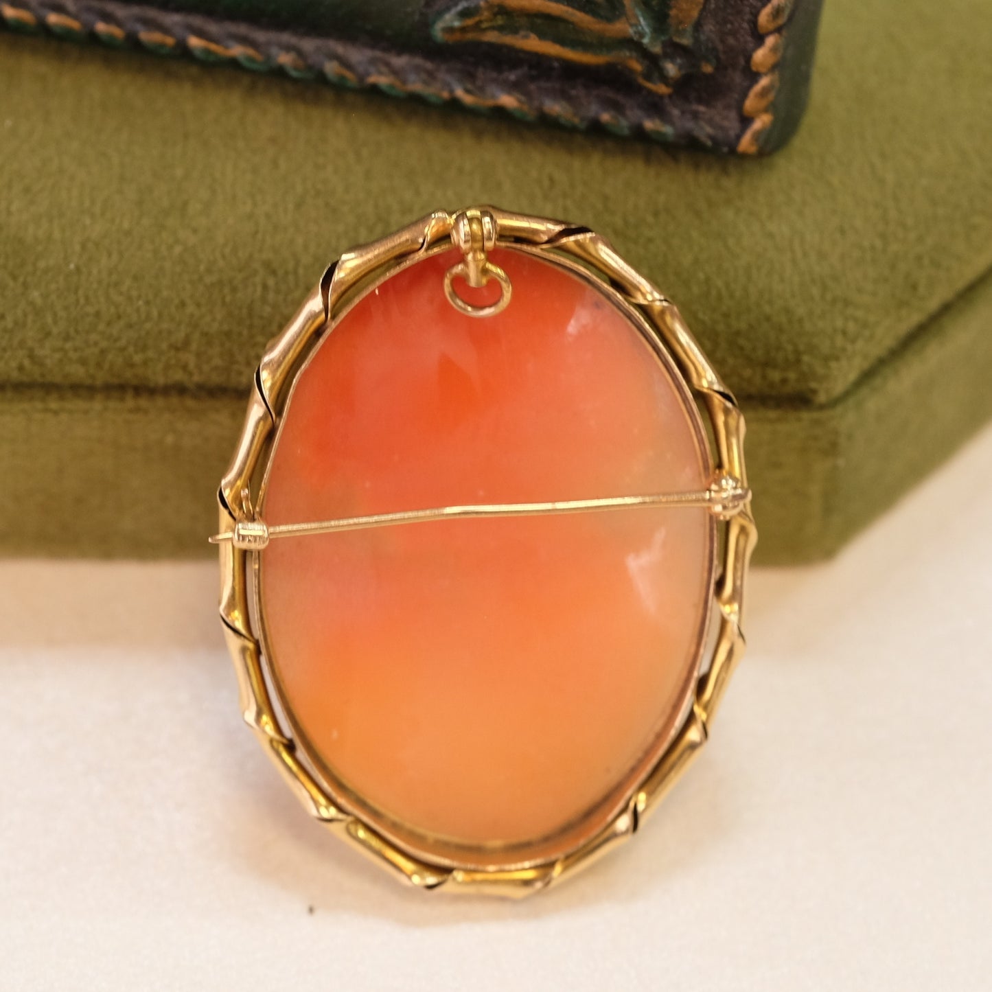 10K Gold Cameo Brooch Pendant