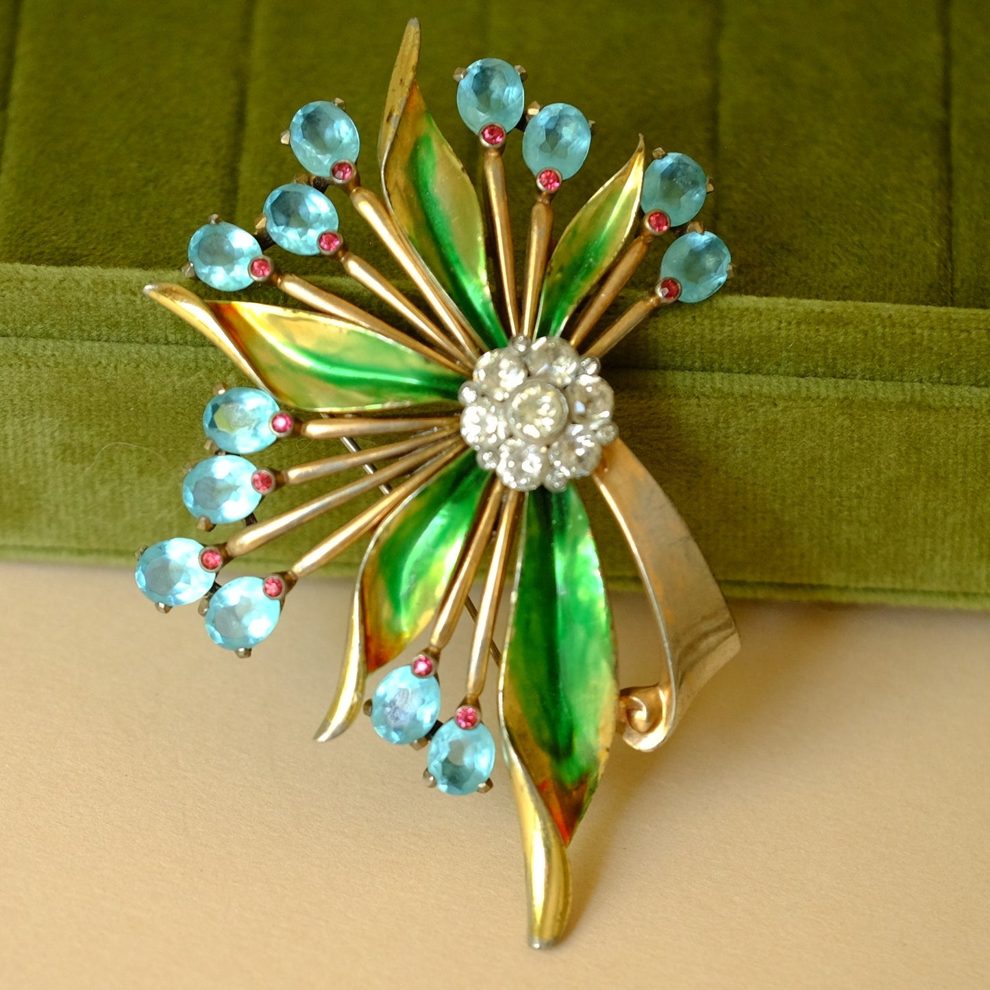 Vintage Pennino Enamel Brooch 1940s
