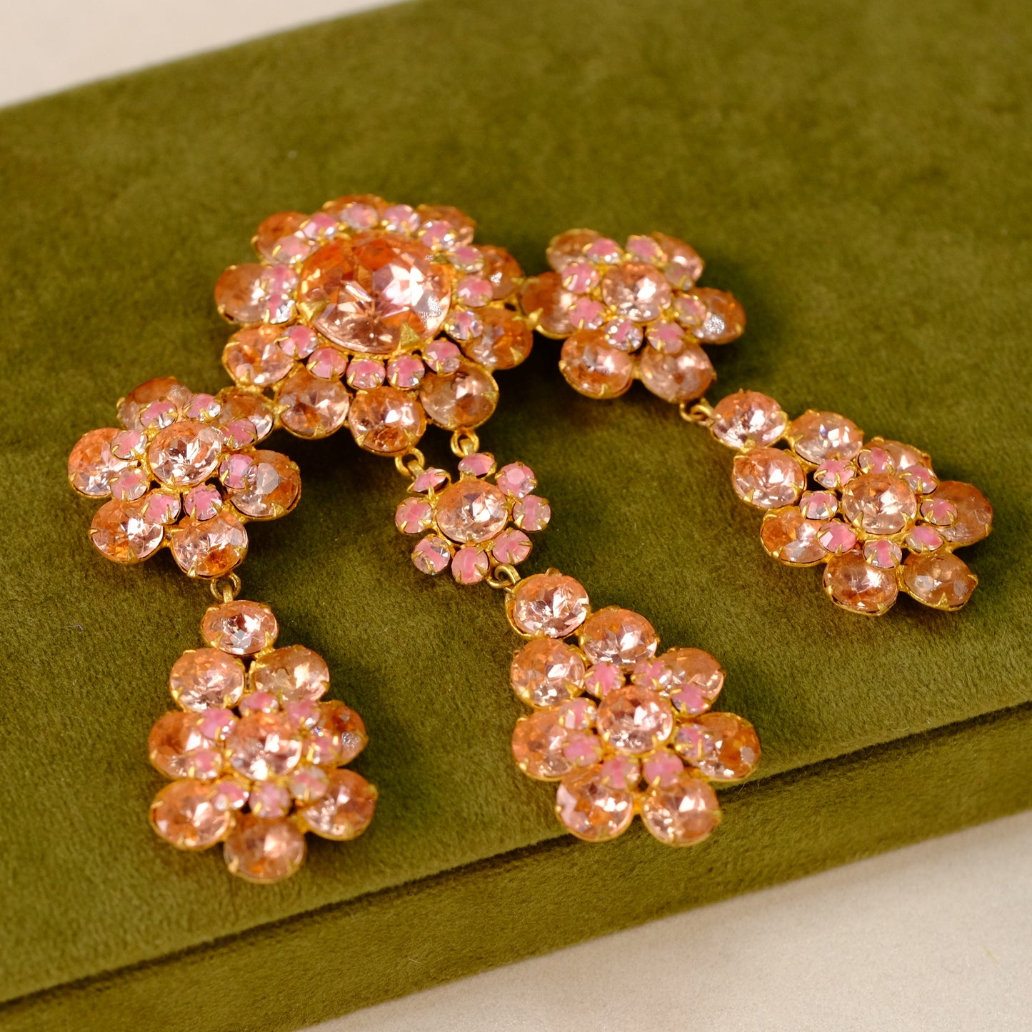 Roger Jean Pierre Pink Dangle Brooch 1950s