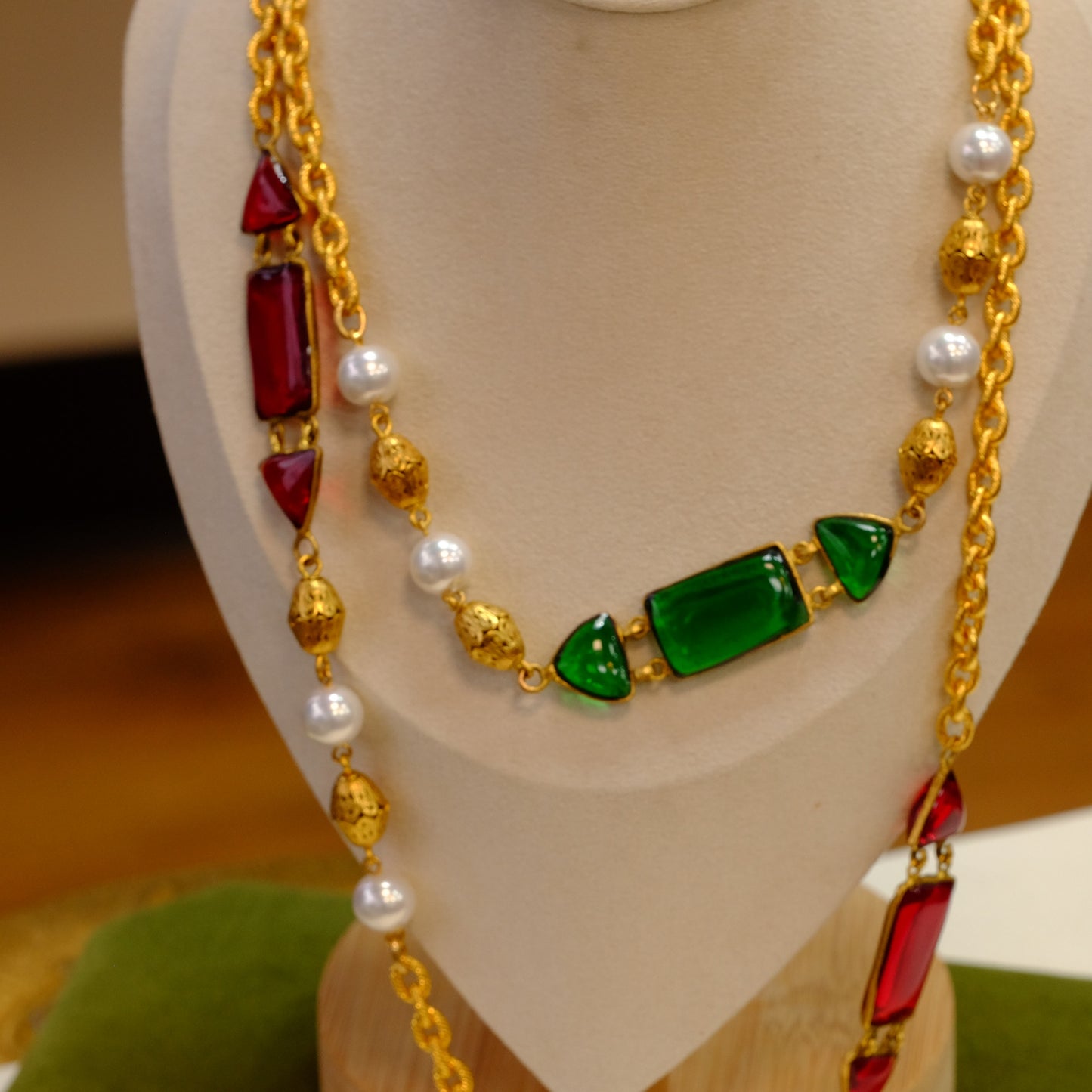 Poured Glass Faux Pearls Chain Necklace
