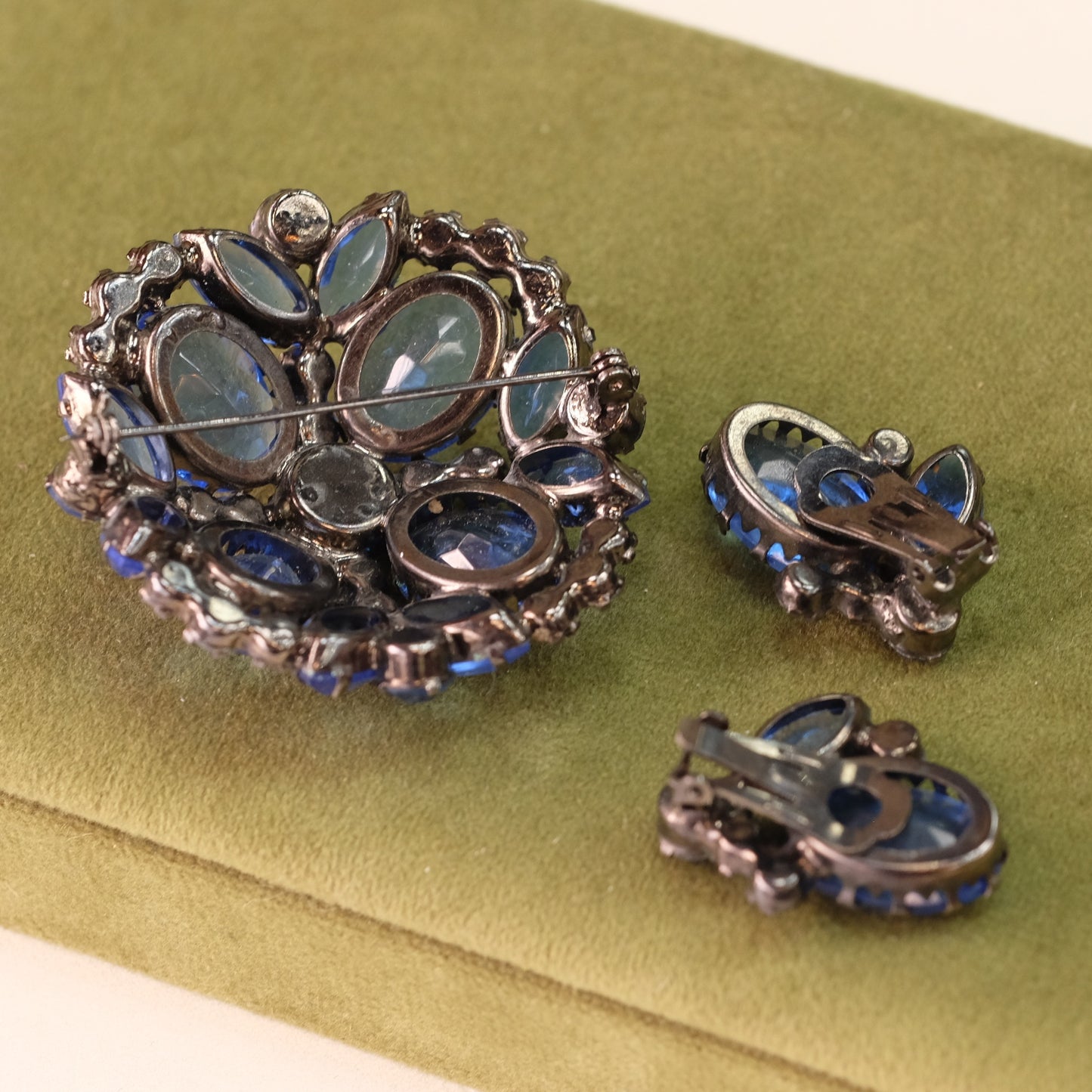 Juliana Blue Brooch and Earrings Set 1950s