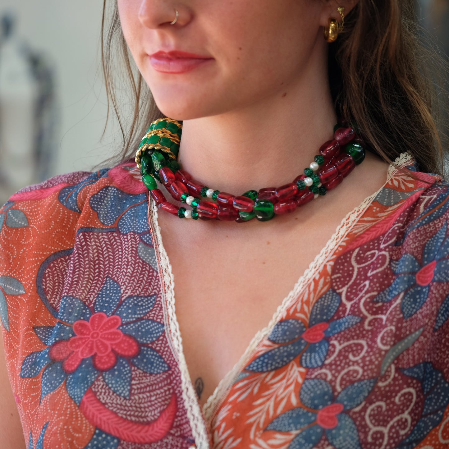 Designer Glass Mogul Necklace 1980s