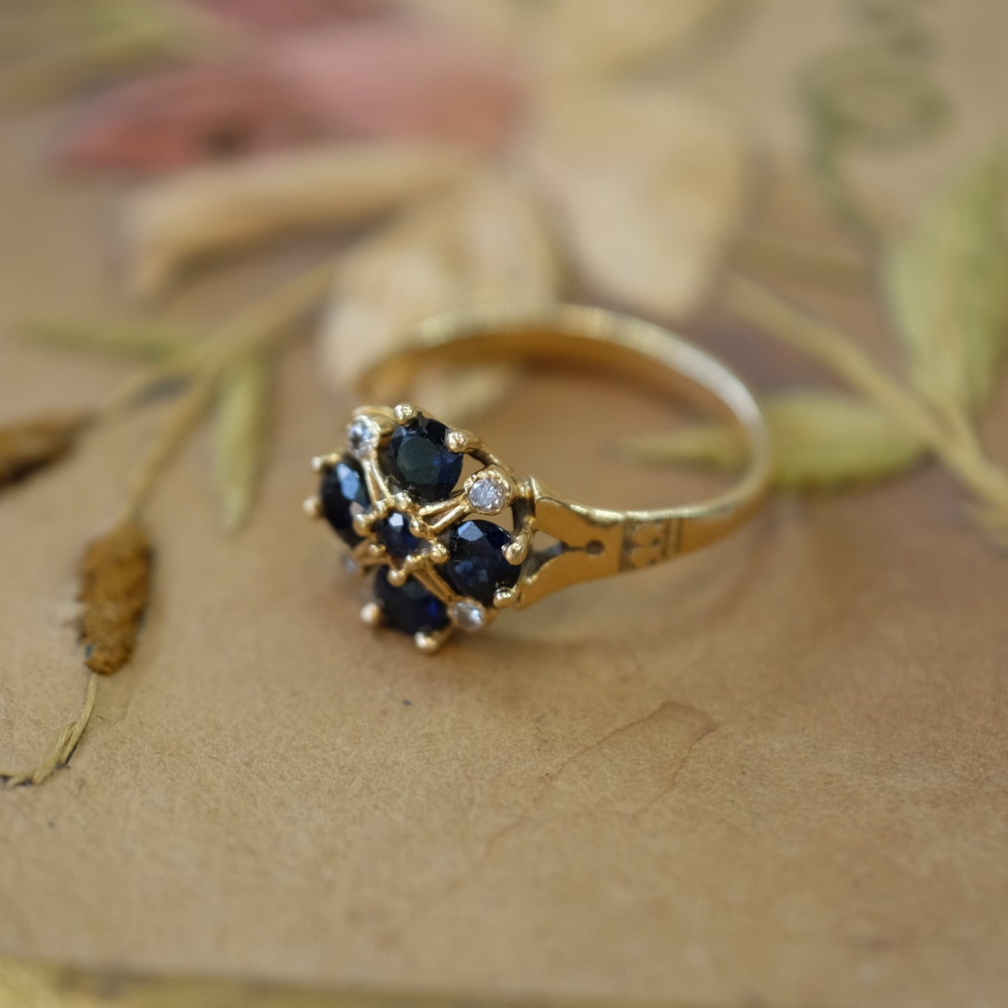 14K Gold Sapphire Diamond Cluster Ring