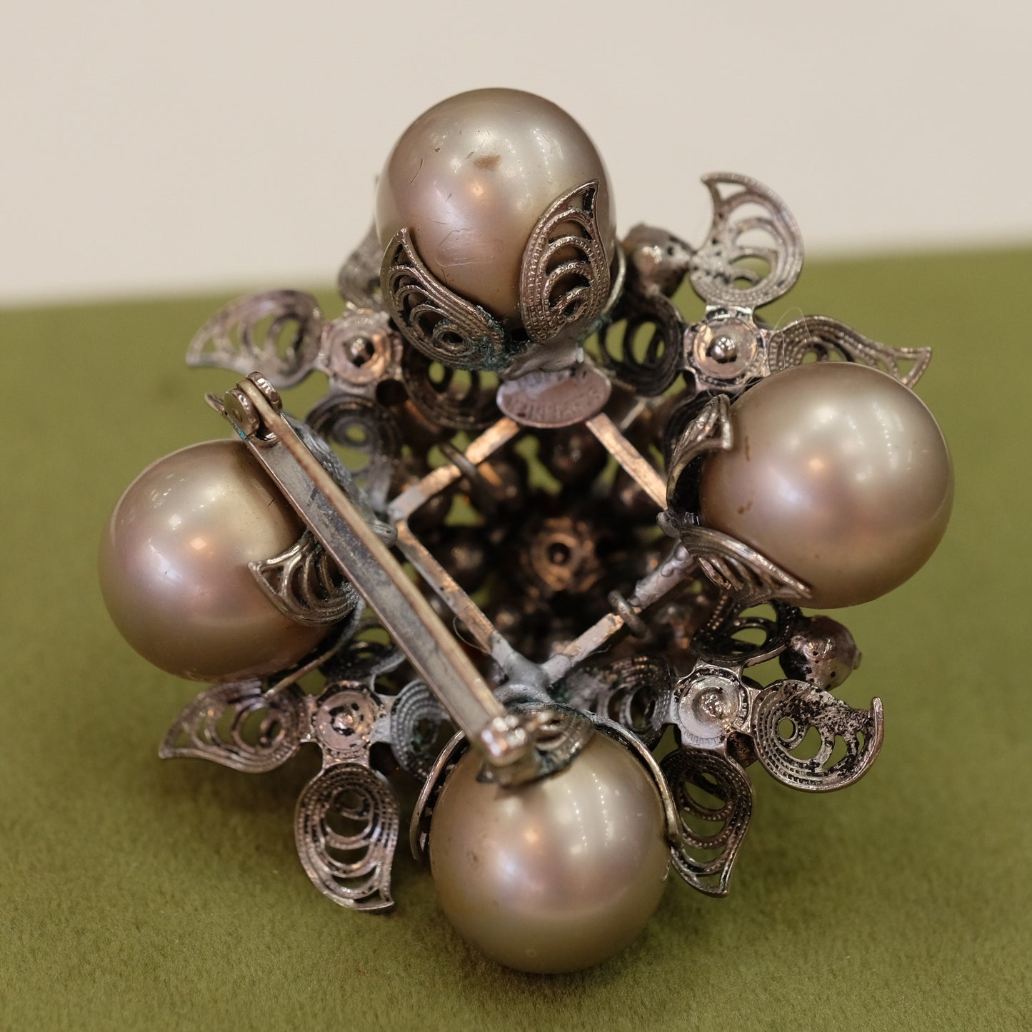 Vintage Schreiner Dimensional Pearl Dome Brooch Signed 1950s